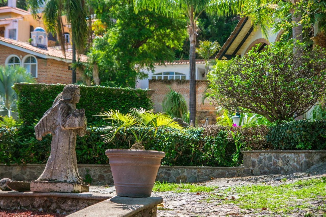 Casa Galeana- Tropical 1-Bd 1-Wc Mountain Top Luxury Suite With Stunning Views Ахихик Екстер'єр фото