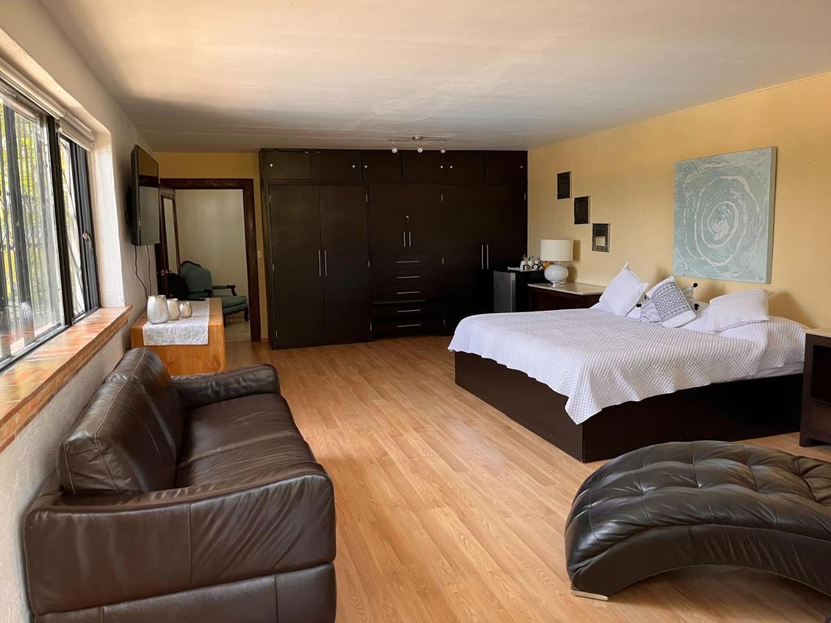 Casa Galeana- Tropical 1-Bd 1-Wc Mountain Top Luxury Suite With Stunning Views Ахихик Екстер'єр фото