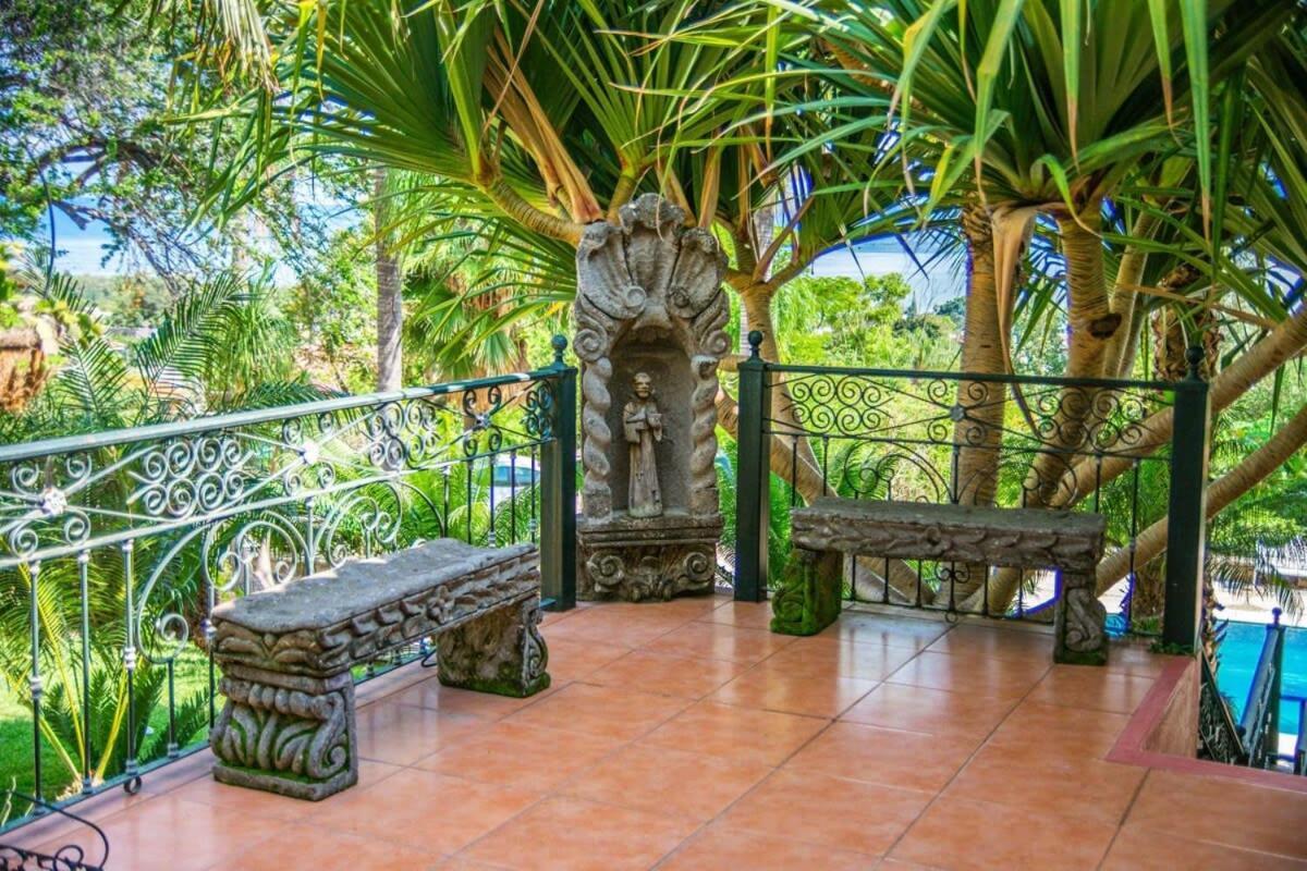 Casa Galeana- Tropical 1-Bd 1-Wc Mountain Top Luxury Suite With Stunning Views Ахихик Екстер'єр фото