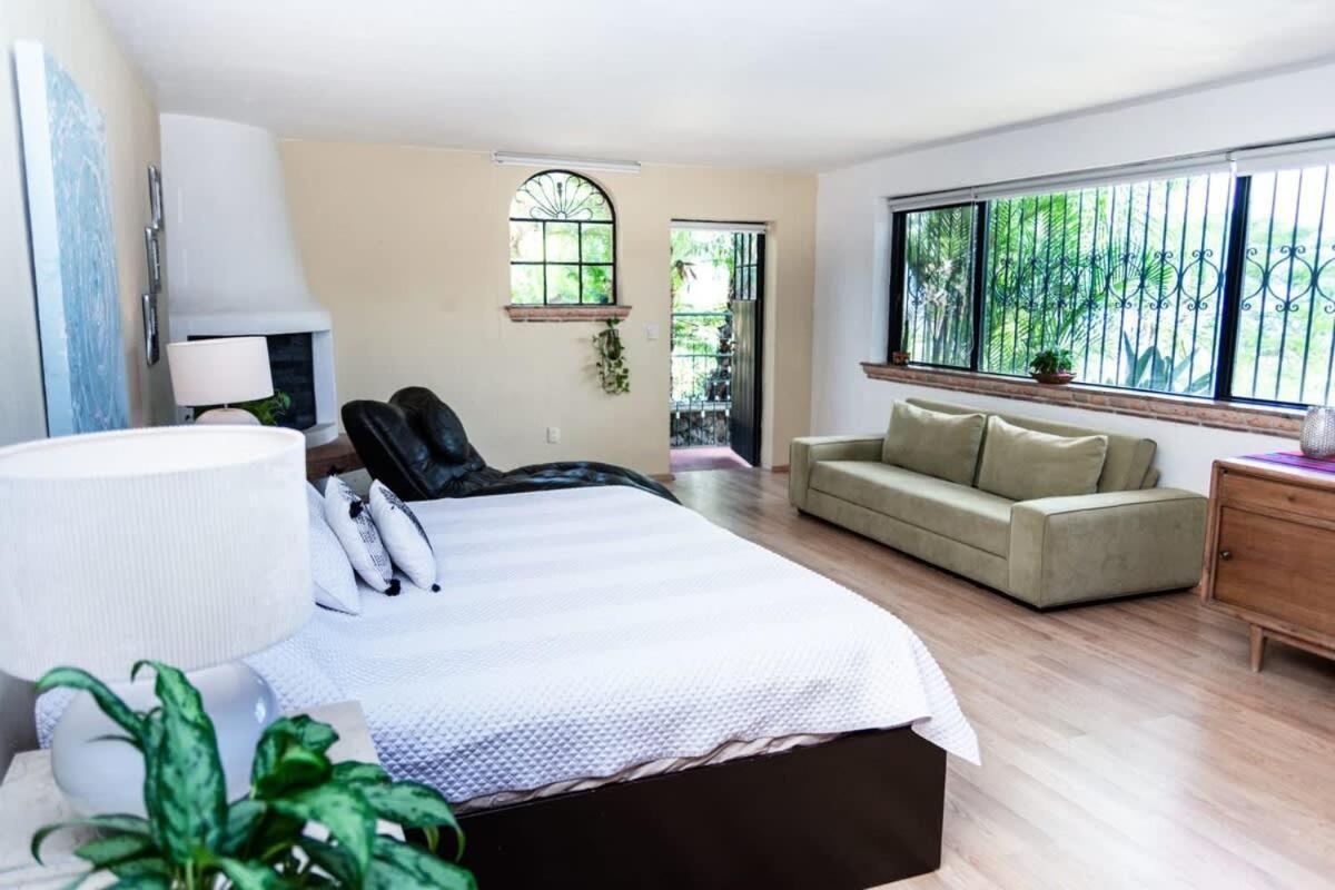 Casa Galeana- Tropical 1-Bd 1-Wc Mountain Top Luxury Suite With Stunning Views Ахихик Екстер'єр фото